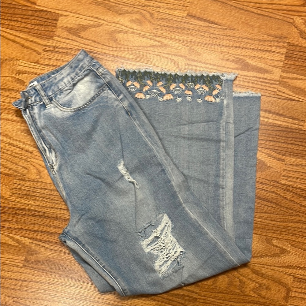 Blue super high rise  wide-leg  Jeans with Distressed Details